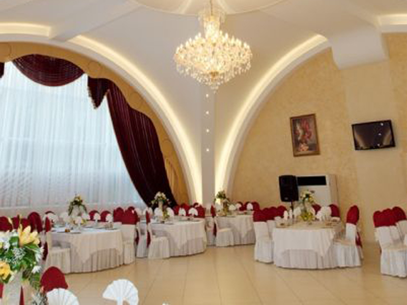 chisinau restaurant moldova casa nuntii noroc