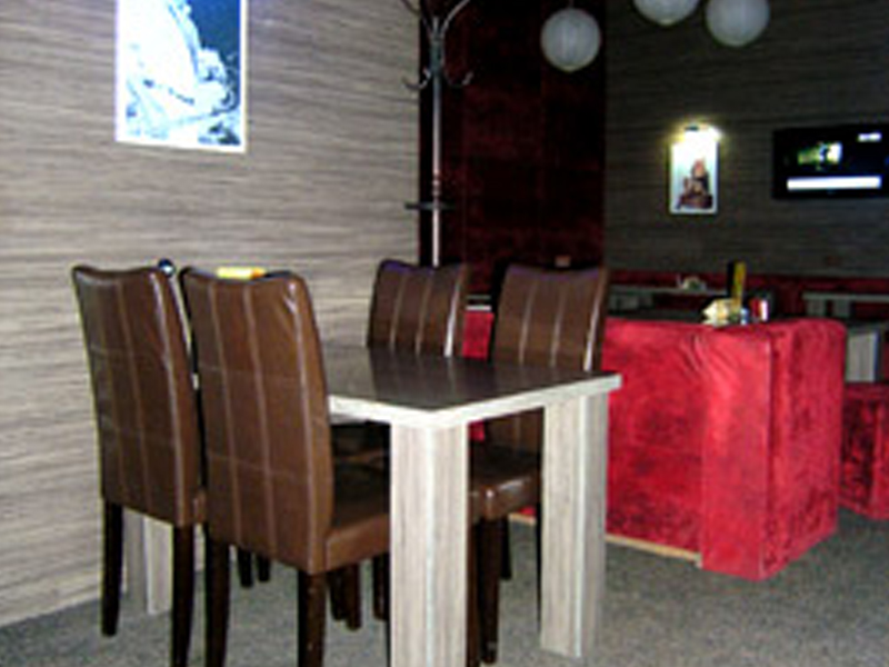 cheeese cafe club bar chisinau чиз кафе клуб бар кишинев